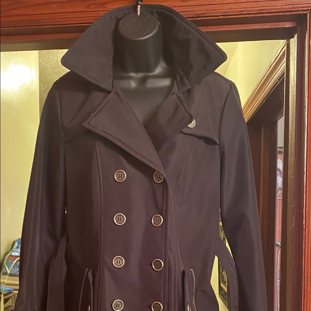 Coat - Picture 2 of 6